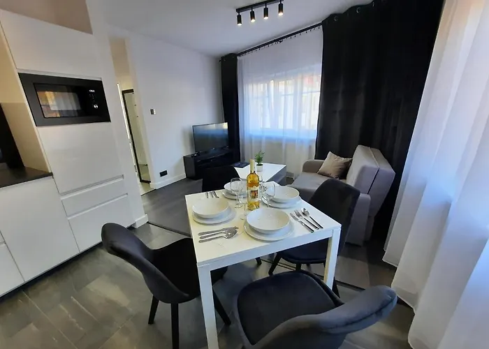 Cracow By Night Apartament *