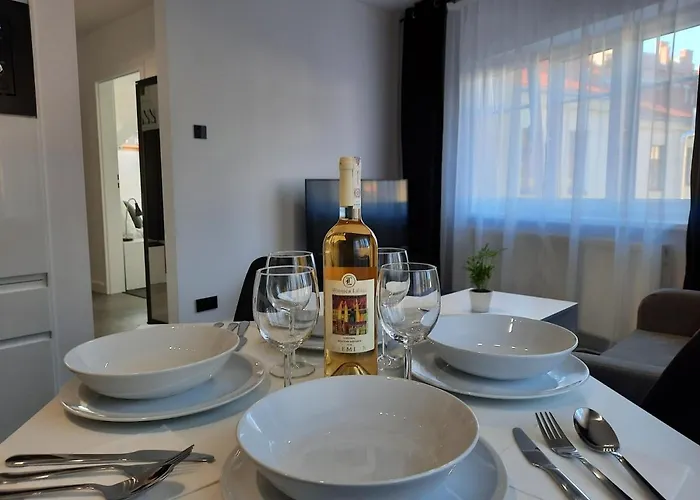 Cracow By Night Apartament *